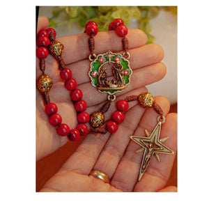 RSY - HOLY FAMILY - CHRISTMAS WREATH - WOOD RED